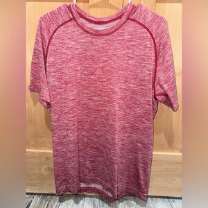 Lululemon metal vent tech tshirt